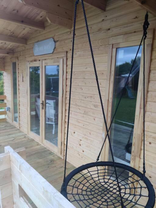 Luxury Log With Wood Fired Hot Tub * Moville