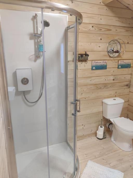 Chalet Luxury Log With Wood Fired Hot Tub *